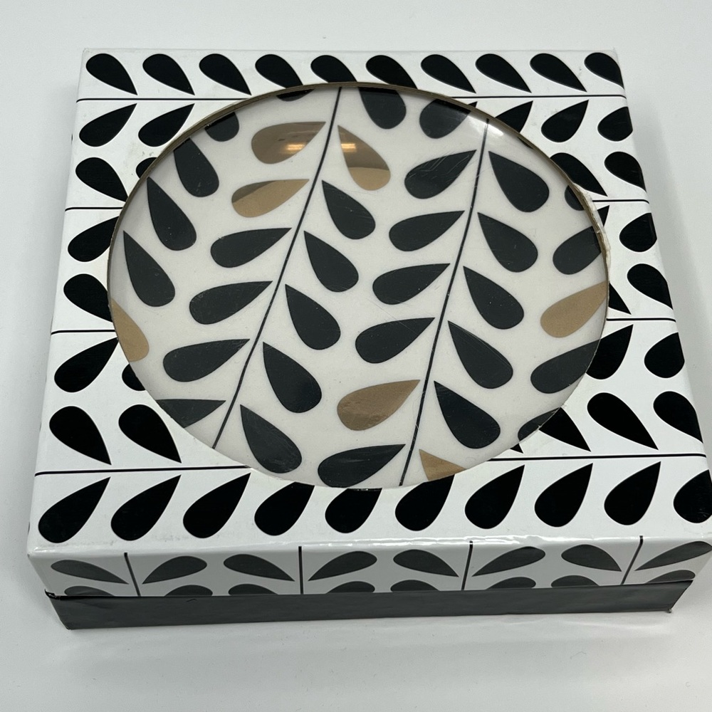 Dessert Plate Set of 4 Macy's 14k Gold Embellished Boxed Serving Gift Present